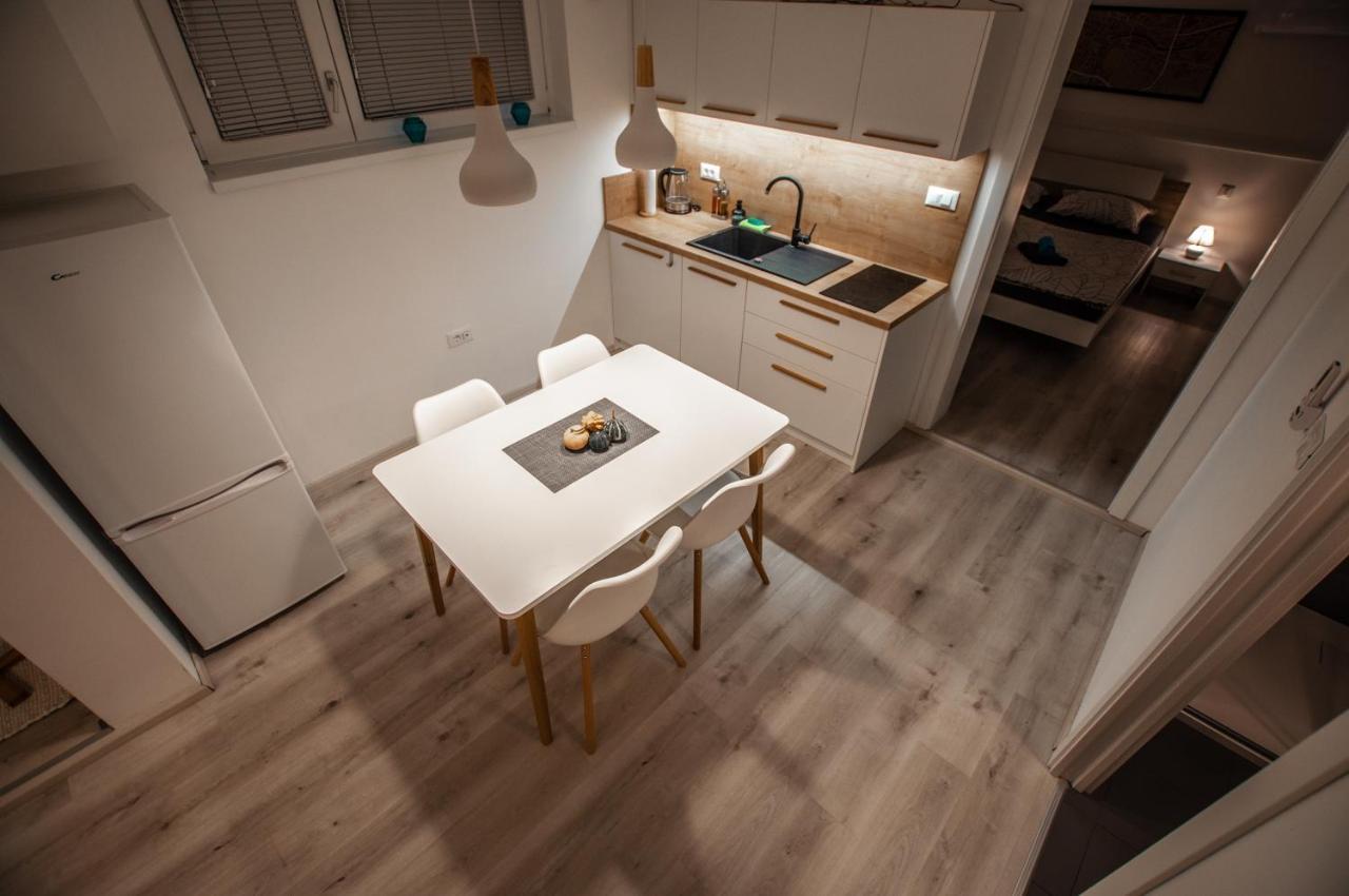 Cozy Little Apartments Ig Luaran gambar